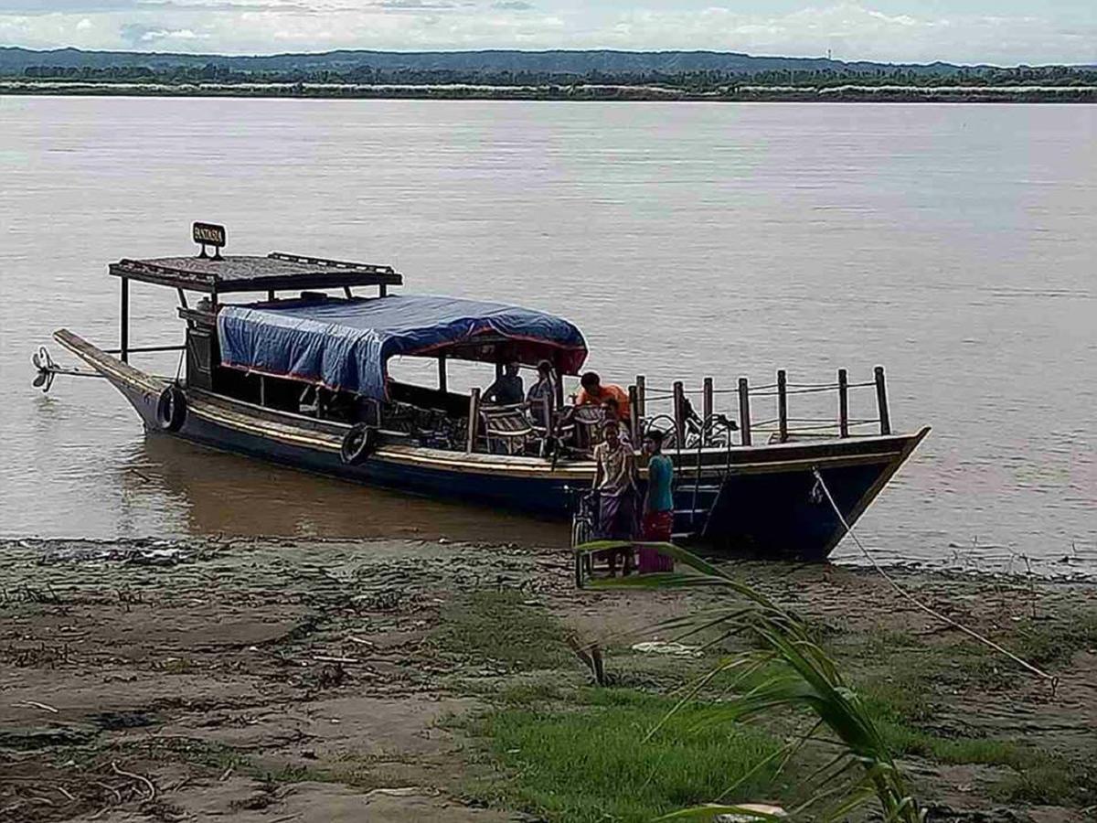 Salay River View Inn Sale Extérieur photo